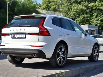 XC60 Momentum Pro  *H&K*RFK*LED*NAVI*CAR-PLAY