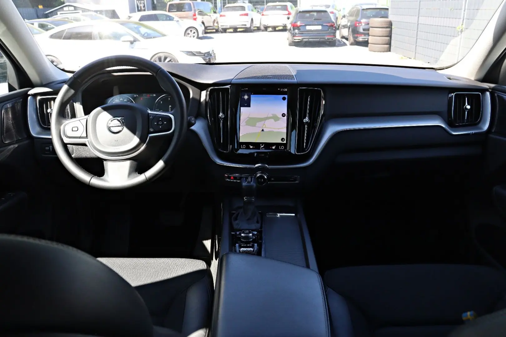 XC60 Momentum Pro  *H&K*RFK*LED*NAVI*CAR-PLAY