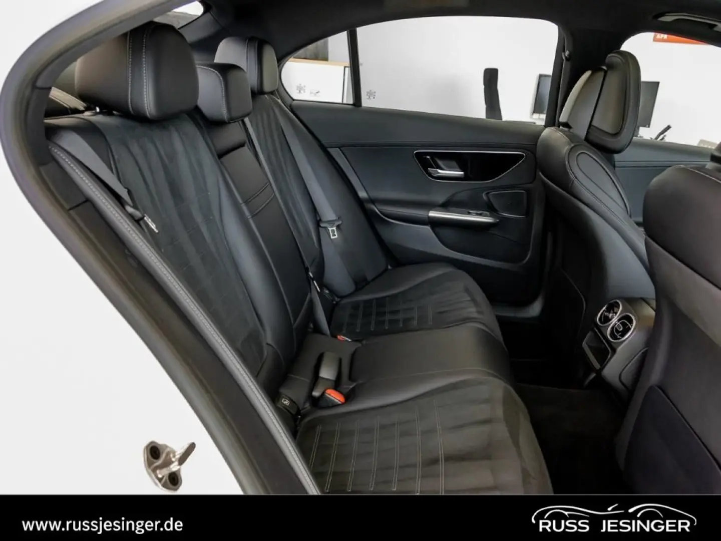 C 300 e AMG Line *LED*Distr*Navi*Pano*Cam*SpurH*
