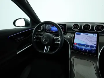 C 300 *AMG*LED*AHK*Distronic*Kamera*MbuxPremium*