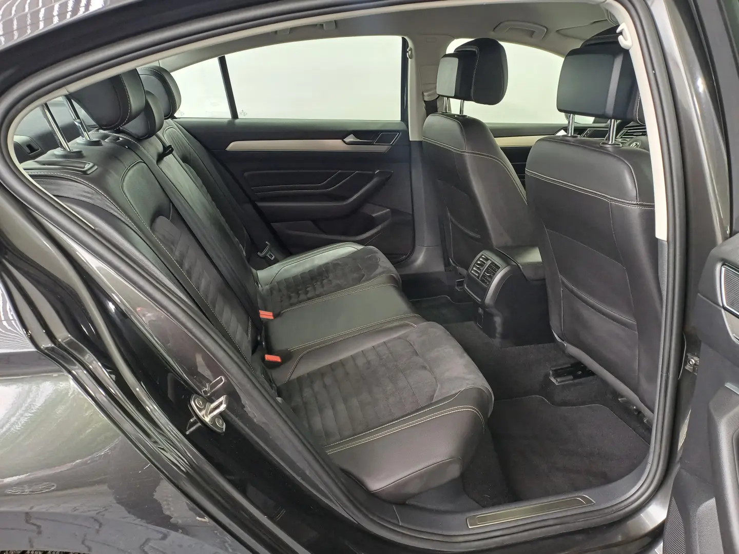 VW Passat Highline 2.0TDI 150CP DSG