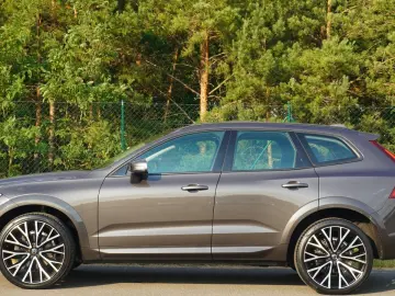 XC60 B4 Facelift Mom Pro Googl/H&K/Pano/FourC/Qi
