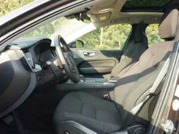 XC60 B4 Facelift Mom Pro Googl/H&K/Pano/FourC/Qi