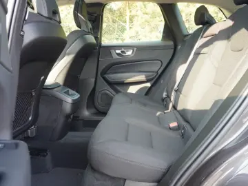 XC60 B4 Facelift Mom Pro Googl/H&K/Pano/FourC/Qi