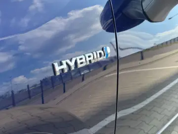 RAV 4 RAV4 Hybrid 4x4 Style Selection