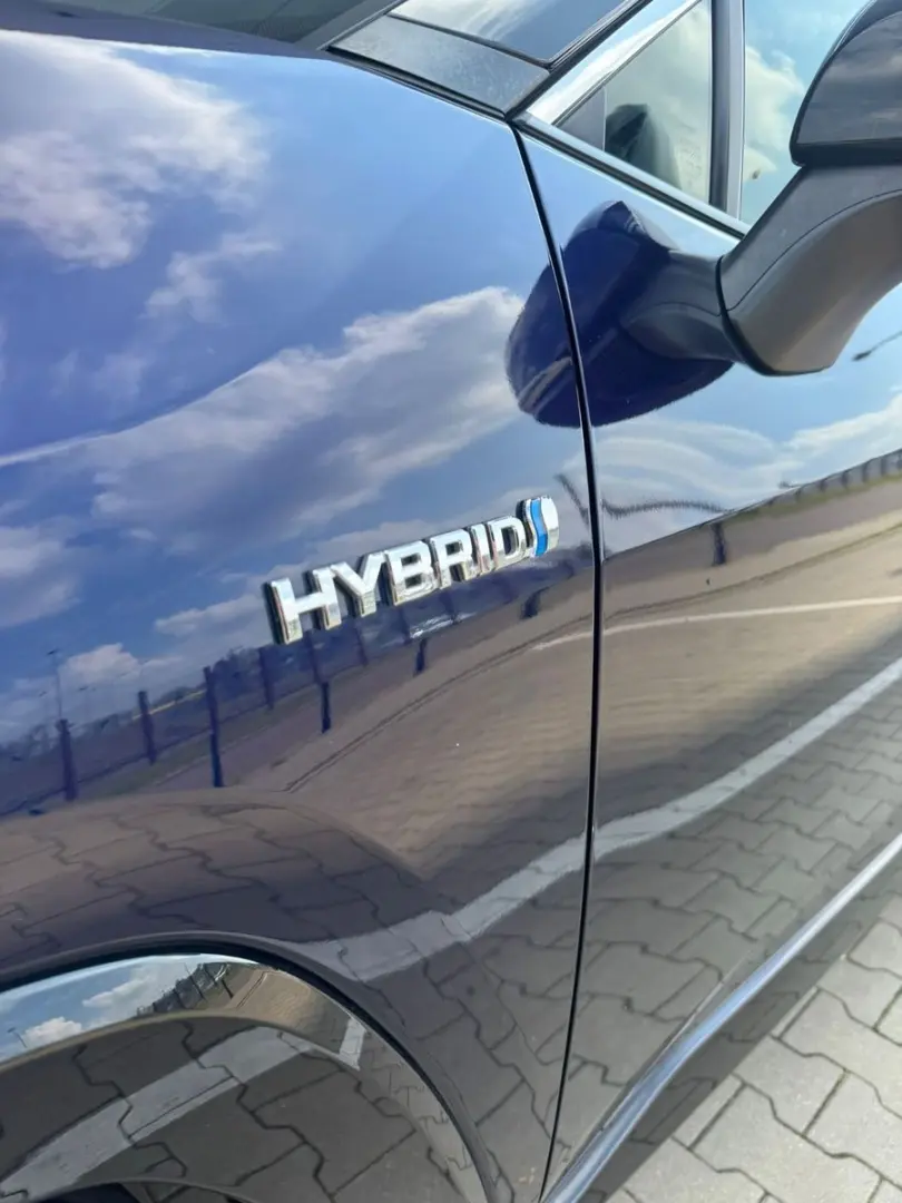 RAV 4 RAV4 Hybrid 4x4 Style Selection