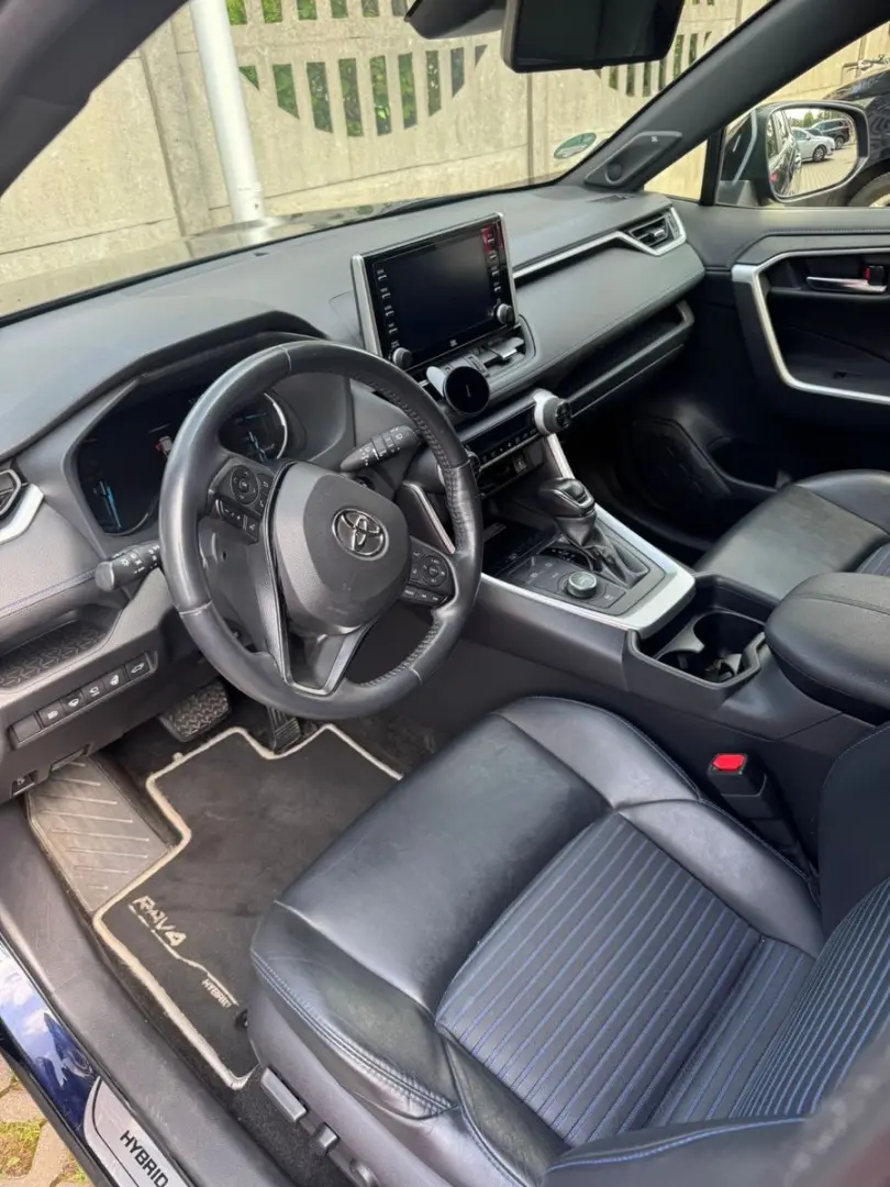 RAV 4 RAV4 Hybrid 4x4 Style Selection