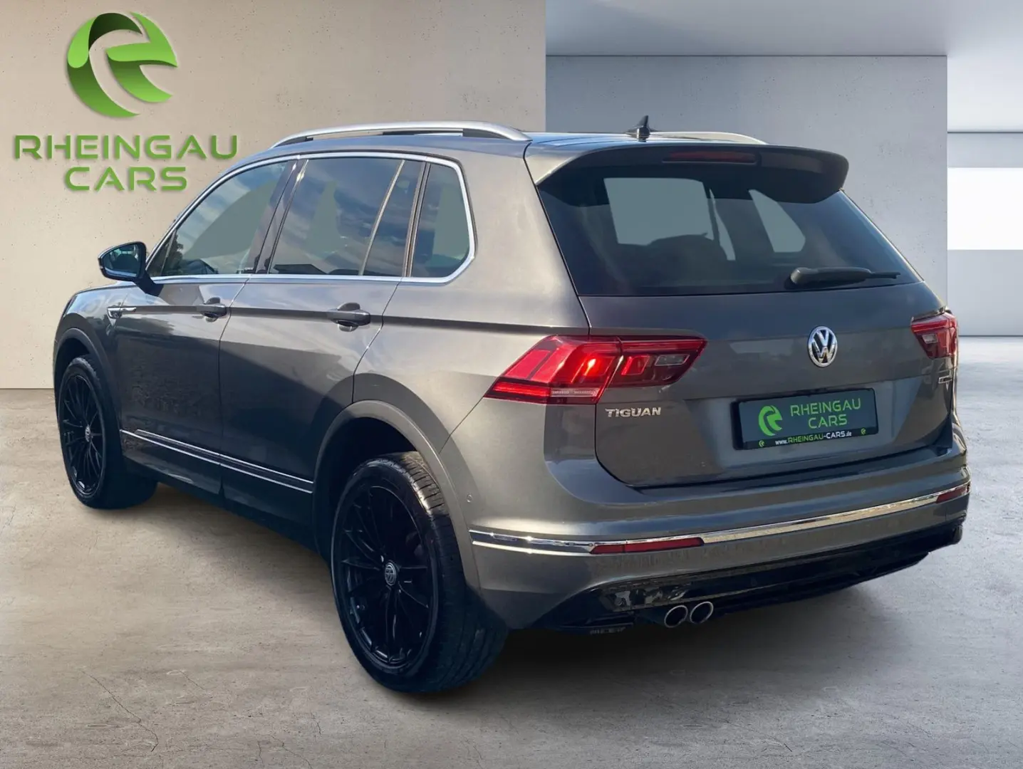 Tiguan IQ.DRIVE 4Motion R-Line PANO AHK LED