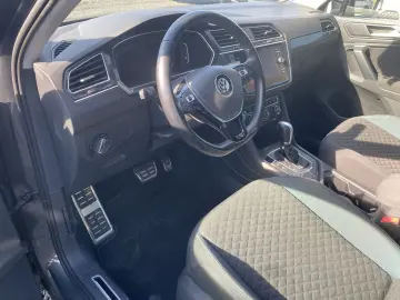 Tiguan IQ.DRIVE 4Motion R-Line PANO AHK LED