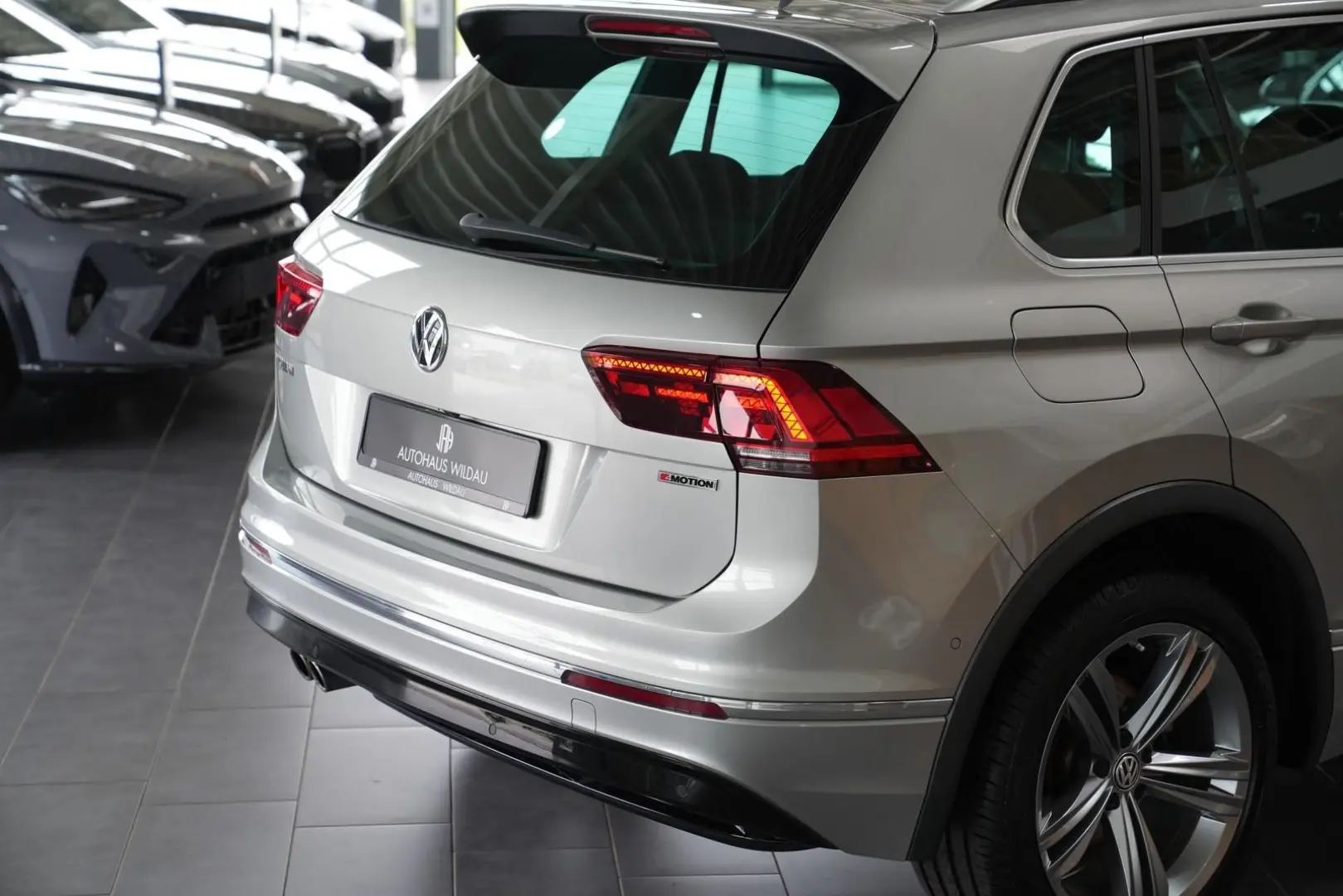 Tiguan R Line/ Highline BMT/Start-Stopp 4Motion