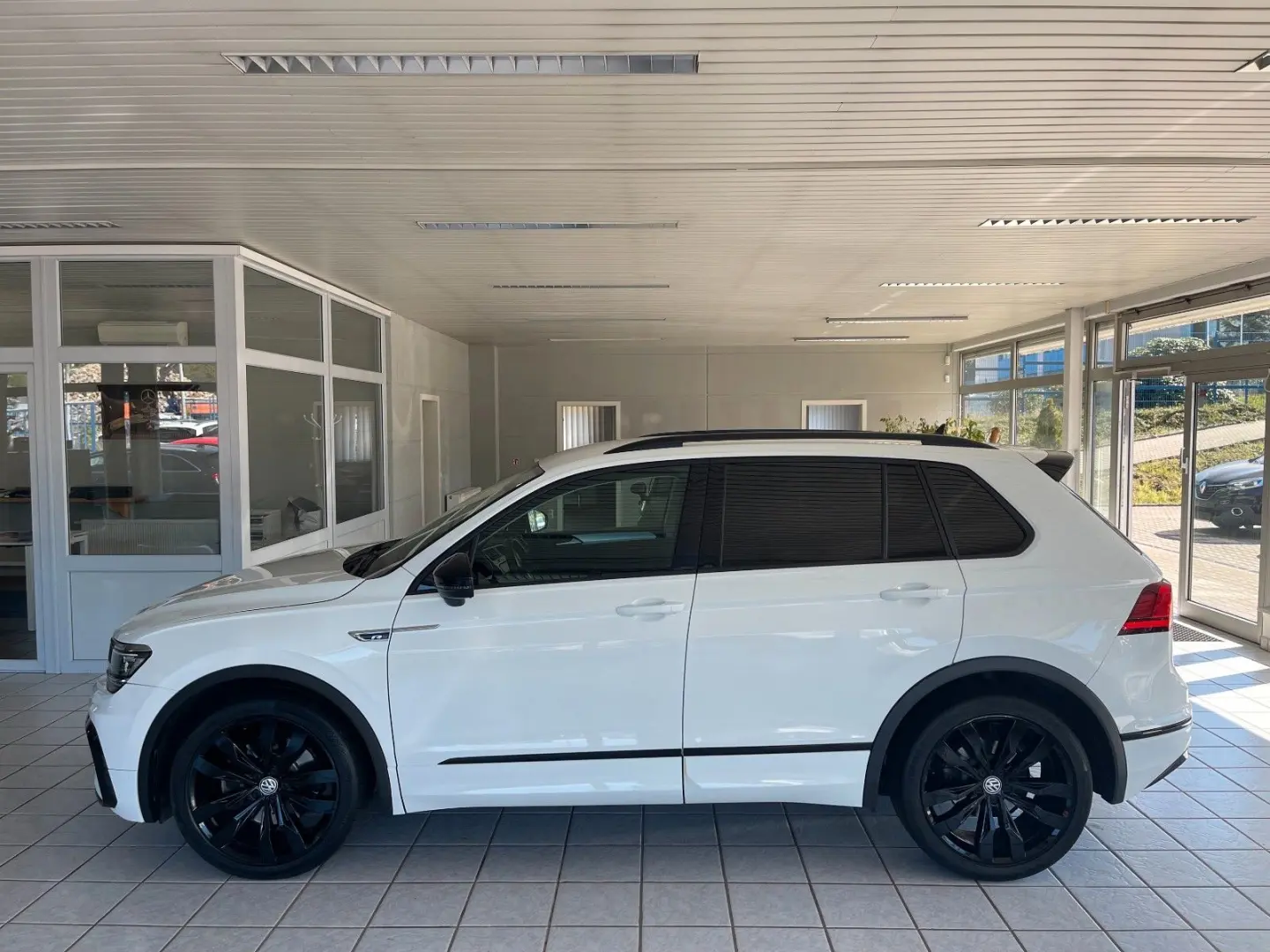 Tiguan Comfortline4Motion*LED*AHK*R-Line*LaneAss