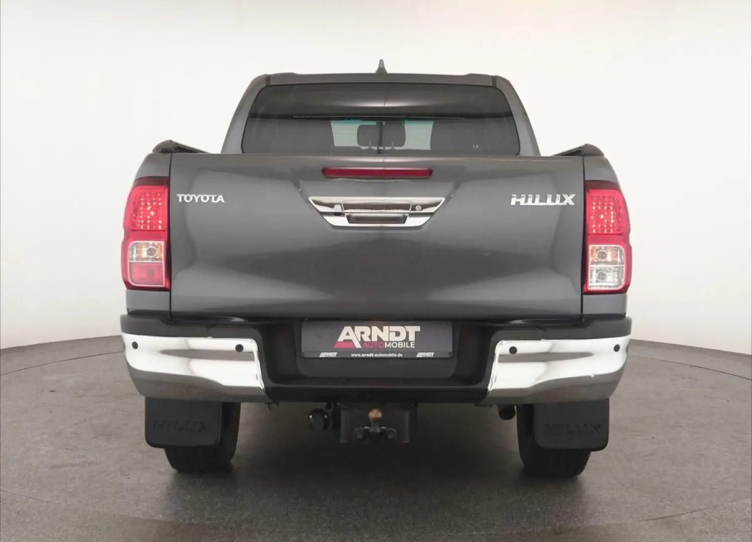 Hilux Double Cab 2.8 4x4 Comfort Nav ACC Kam AHK