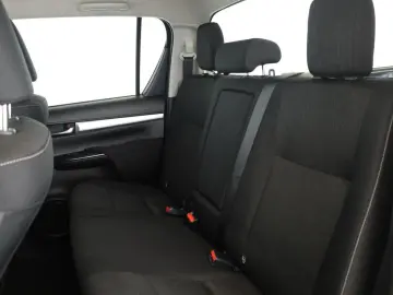 Hilux Double Cab 2.8 4x4 Comfort Nav ACC Kam AHK