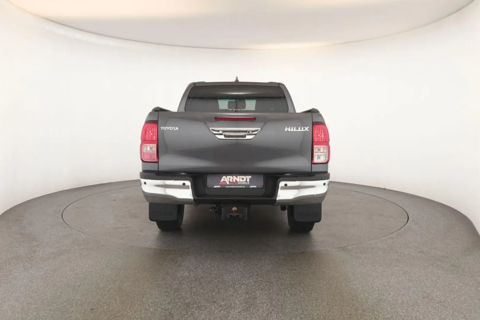 Hilux Double Cab 2.8 4x4 Comfort Nav ACC Kam AHK