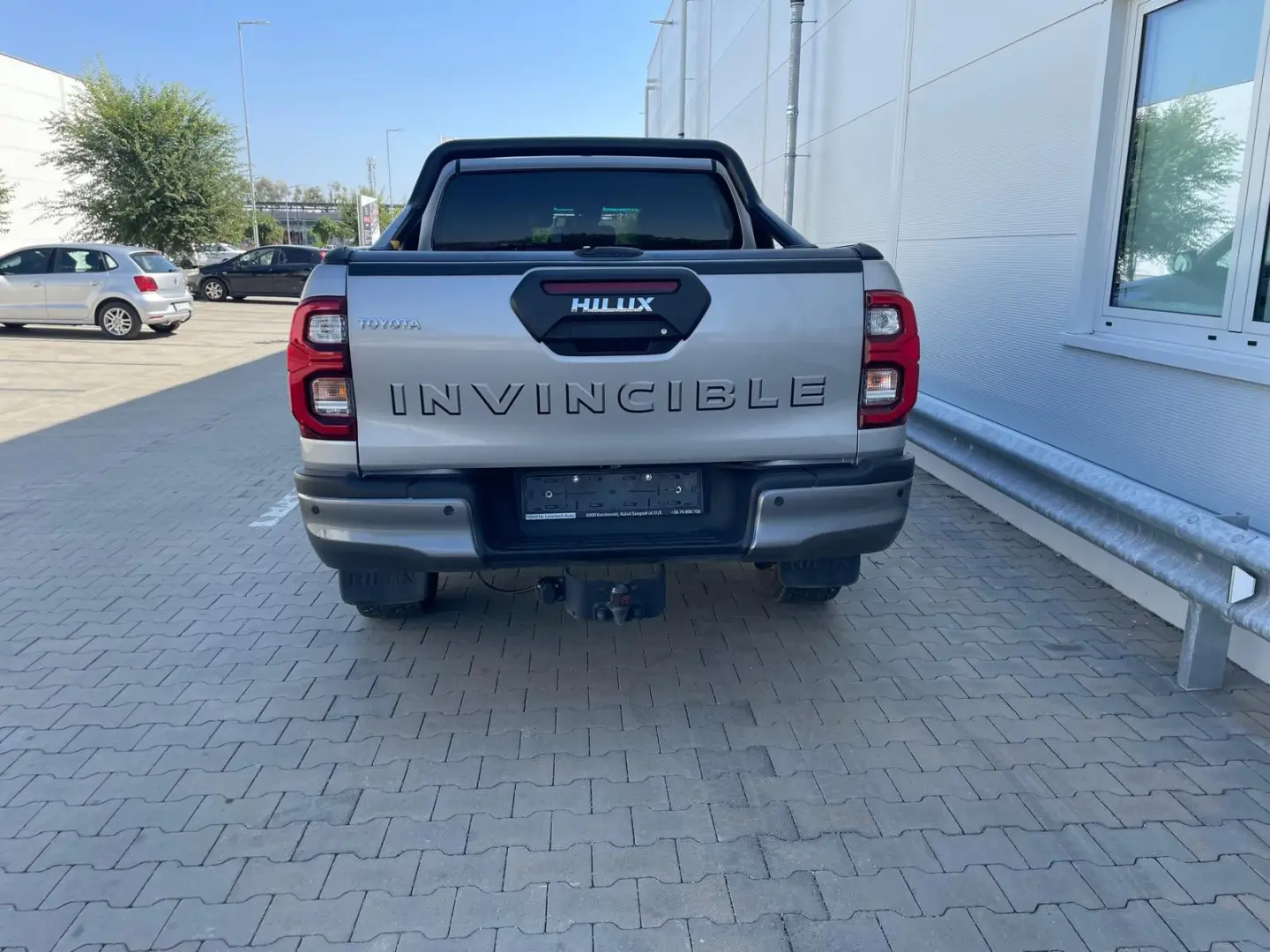 Hilux DK Invincible 4WD 2,8 D-4D Aut.