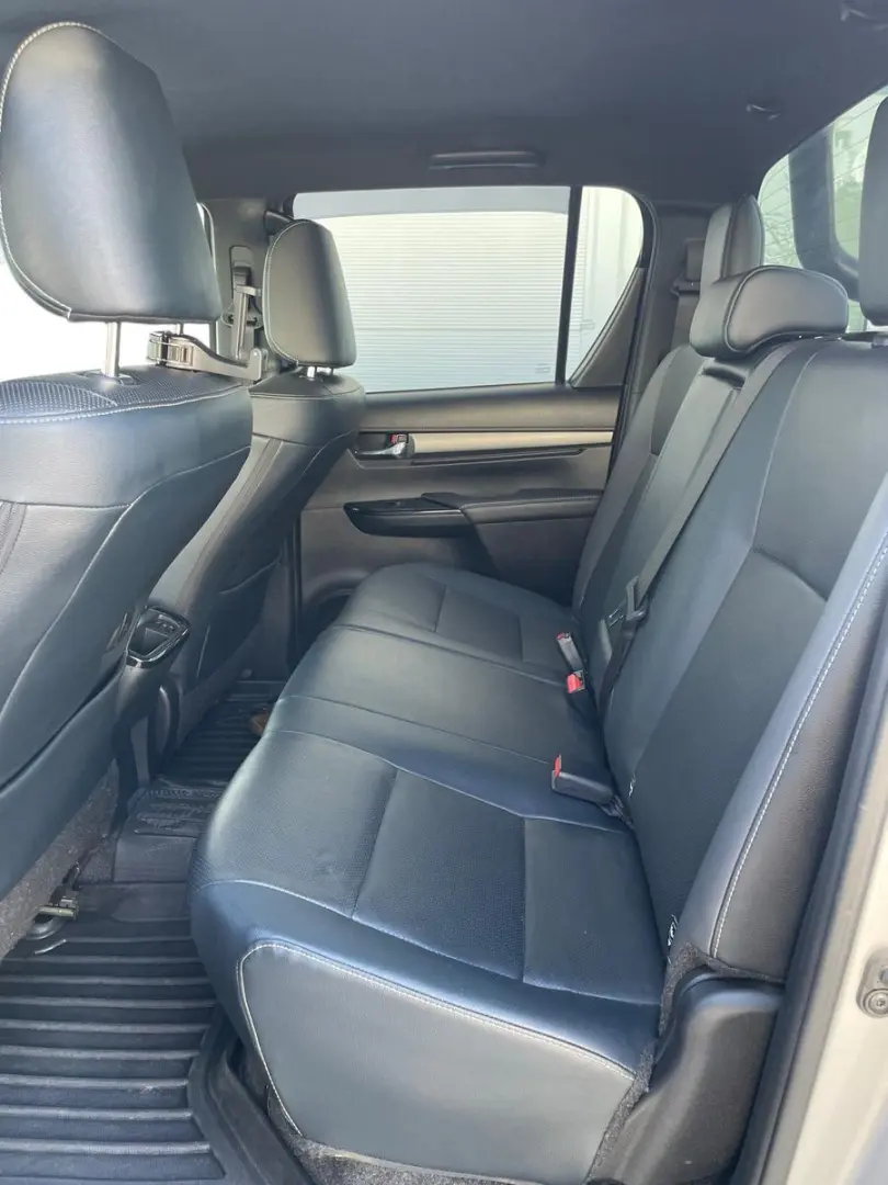 Hilux DK Invincible 4WD 2,8 D-4D Aut.
