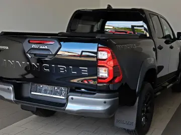 Hilux 2.8 D-4D Invincible,DOKA,Leder,ACC,Kamera