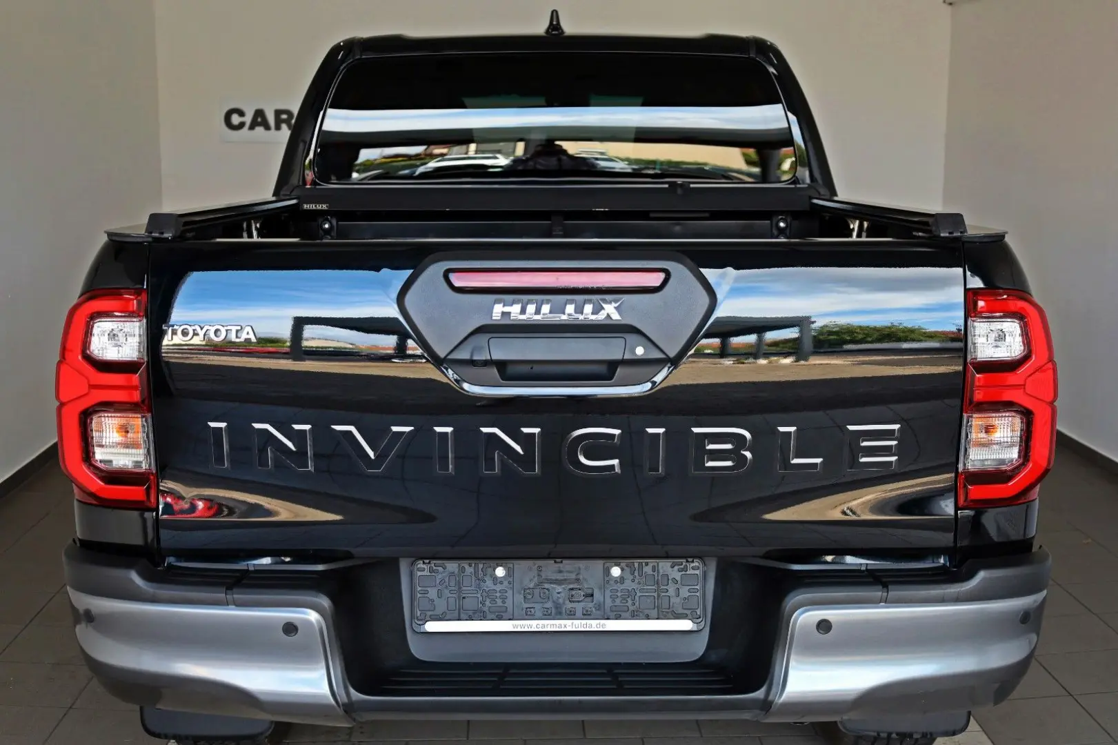 Hilux 2.8 D-4D Invincible,DOKA,Leder,ACC,Kamera