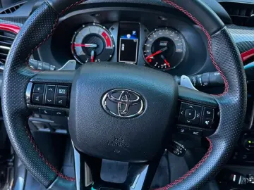 Hilux GR SPORT