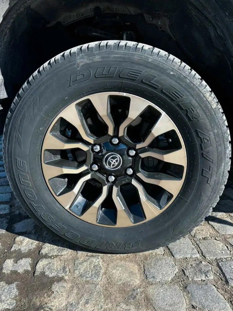Hilux GR SPORT