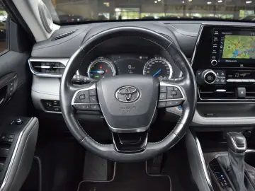 Highlander 2.5-l Hybrid Executive