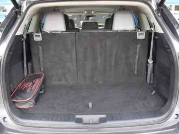 Highlander 2.5-l Hybrid Executive