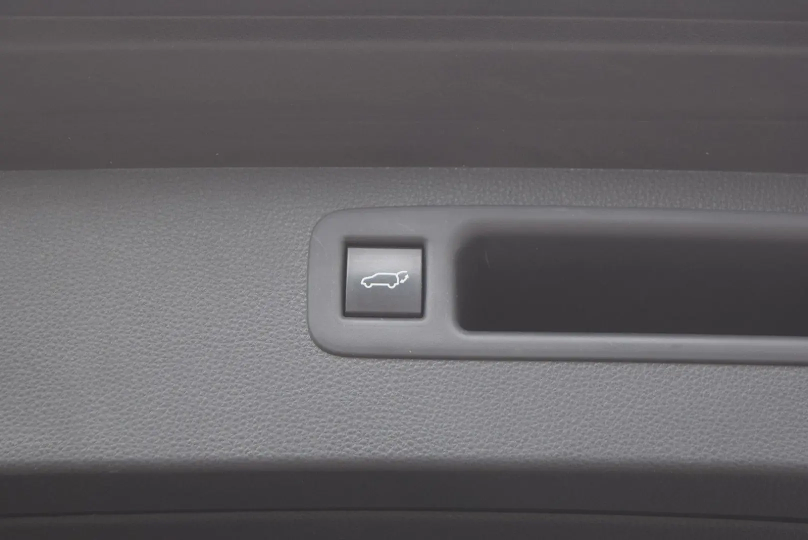 Highlander 2.5-l Hybrid Executive