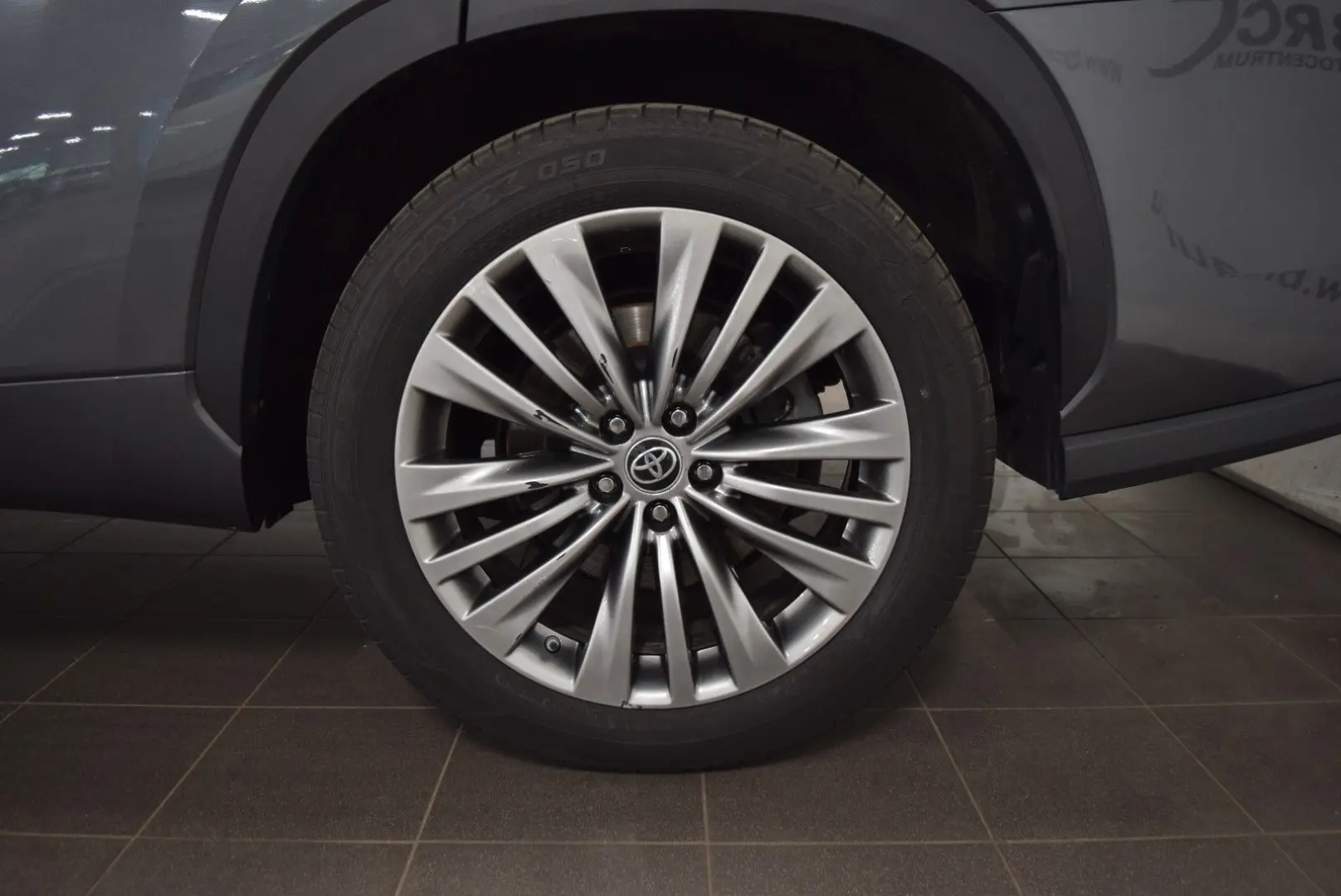 Highlander 2.5-l Hybrid Executive