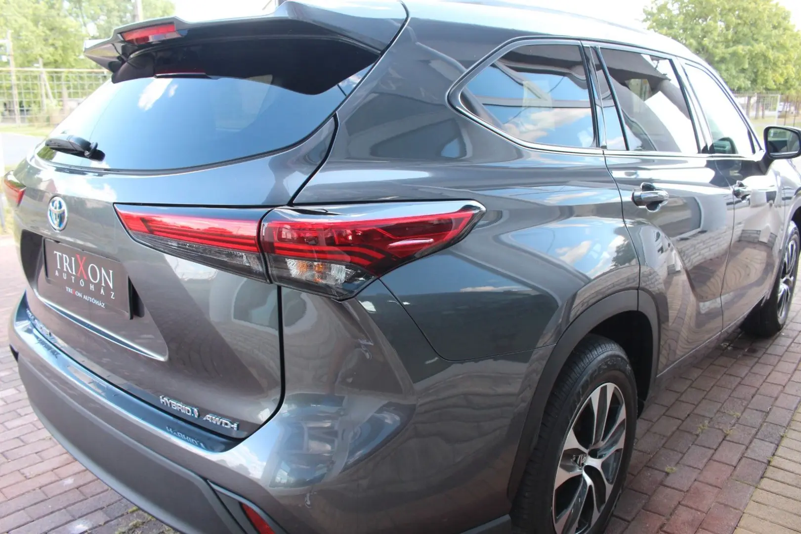 Highlander Hybrid Comfort CVT