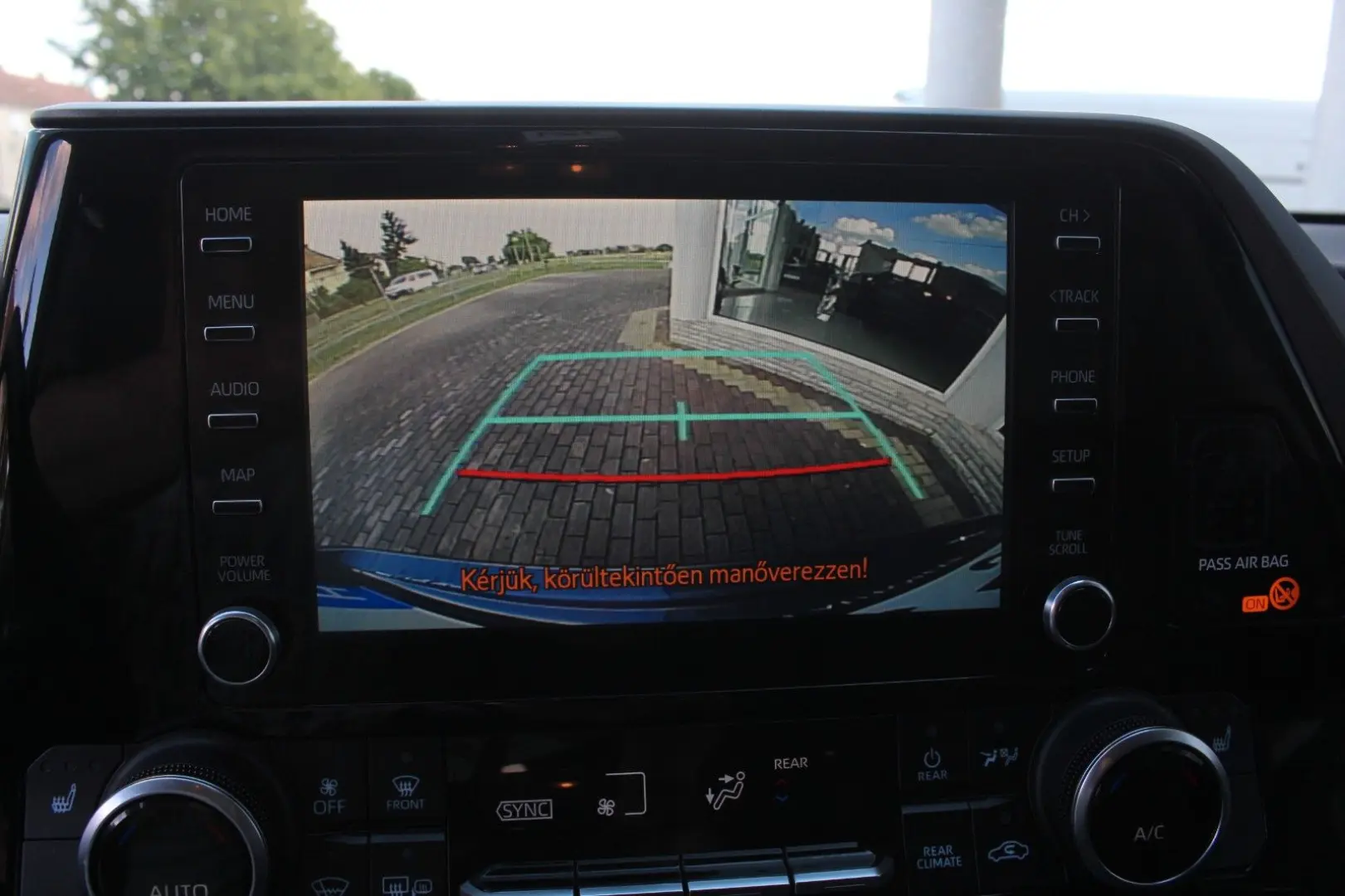 Highlander Hybrid Comfort CVT