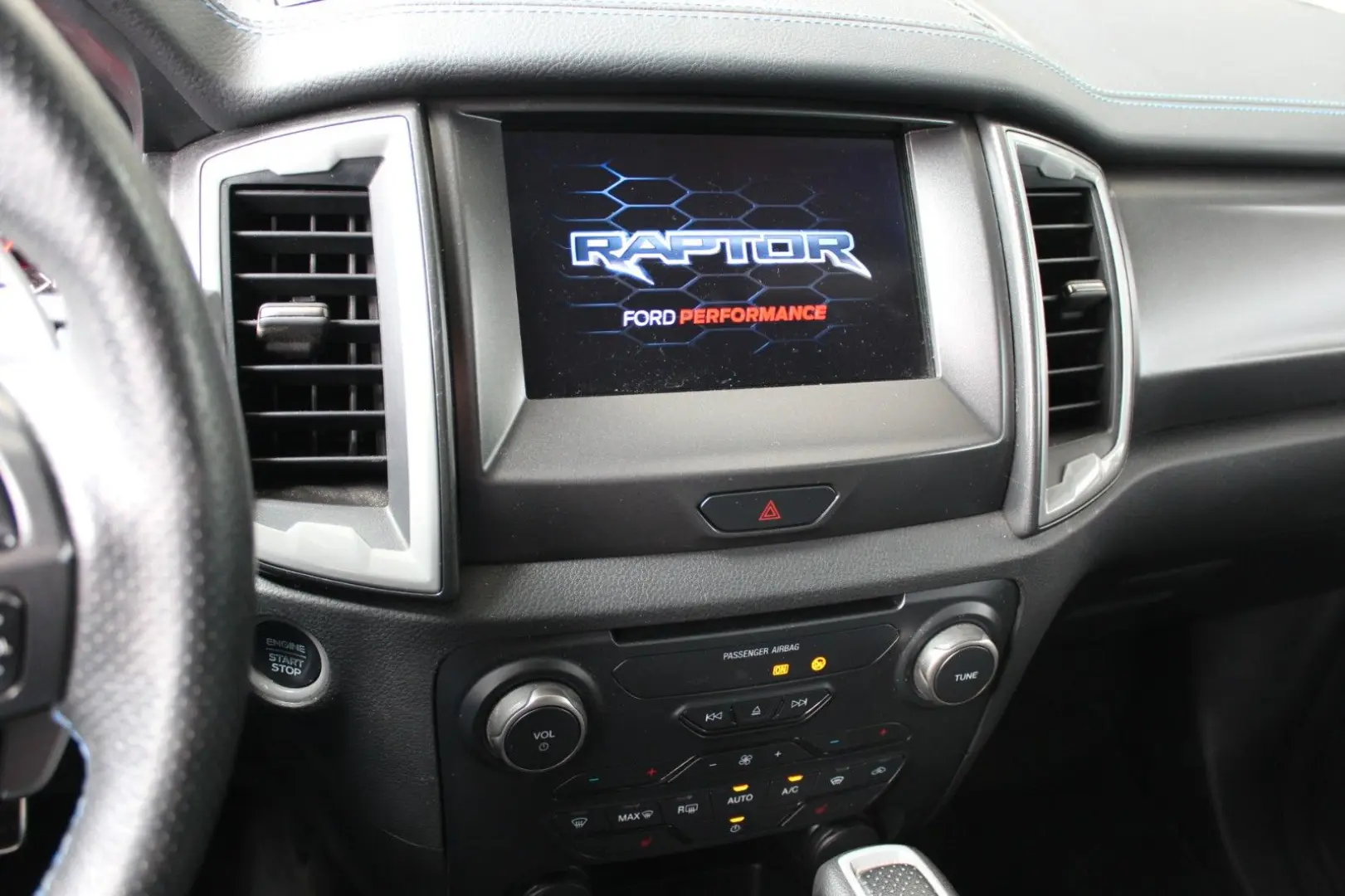 Ranger 4x4 Raptor Performance mit Standheizung