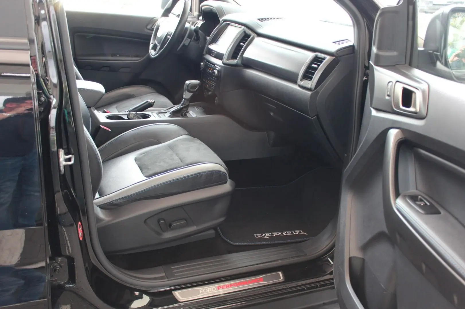Ranger 4x4 Raptor Performance mit Standheizung