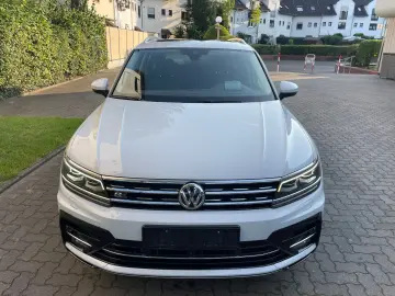 Tiguan 2.0 TSI 4M Highline*AHK*HUD*R-Line*20zoll