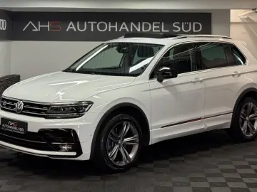 Tiguan R-LINE PANORAMA D.TACHO AHK