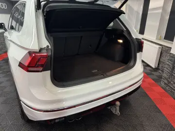 Tiguan R-LINE*PANORAMA*D.TACHO*AHK*