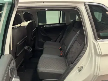 Tiguan R-LINE*PANORAMA*D.TACHO*AHK*