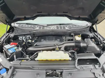 F 150 Lariat.4x4SuperCrew10-Gang.360°