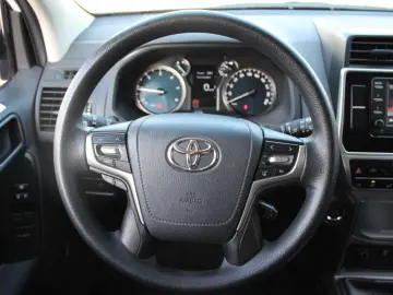 Land Cruiser 2,8 3-türig Klima*AHK*DAB