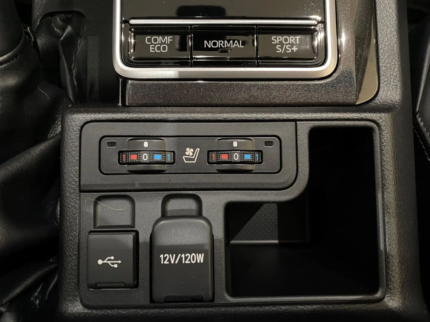 Land Cruiser 2.8 D-4D Autm.TEC-Edition *AHK*LED*