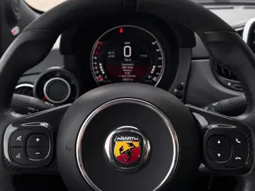 Fiat 500 Abarth 595 C Competizione