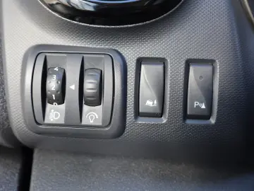 Renault Trafic L1H2 2.0D 145CP