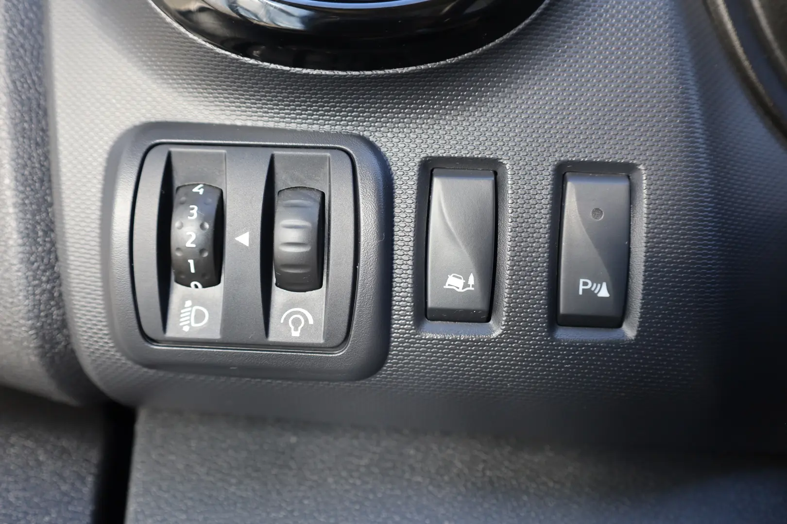 Renault Trafic L1H2 2.0D 145CP