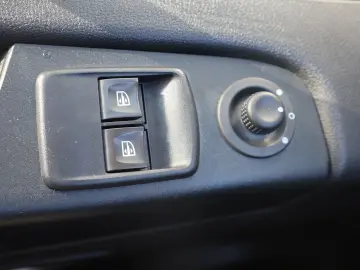 Renault Trafic L1H2 2.0D 145CP