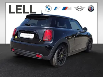 Cooper SE Hatch