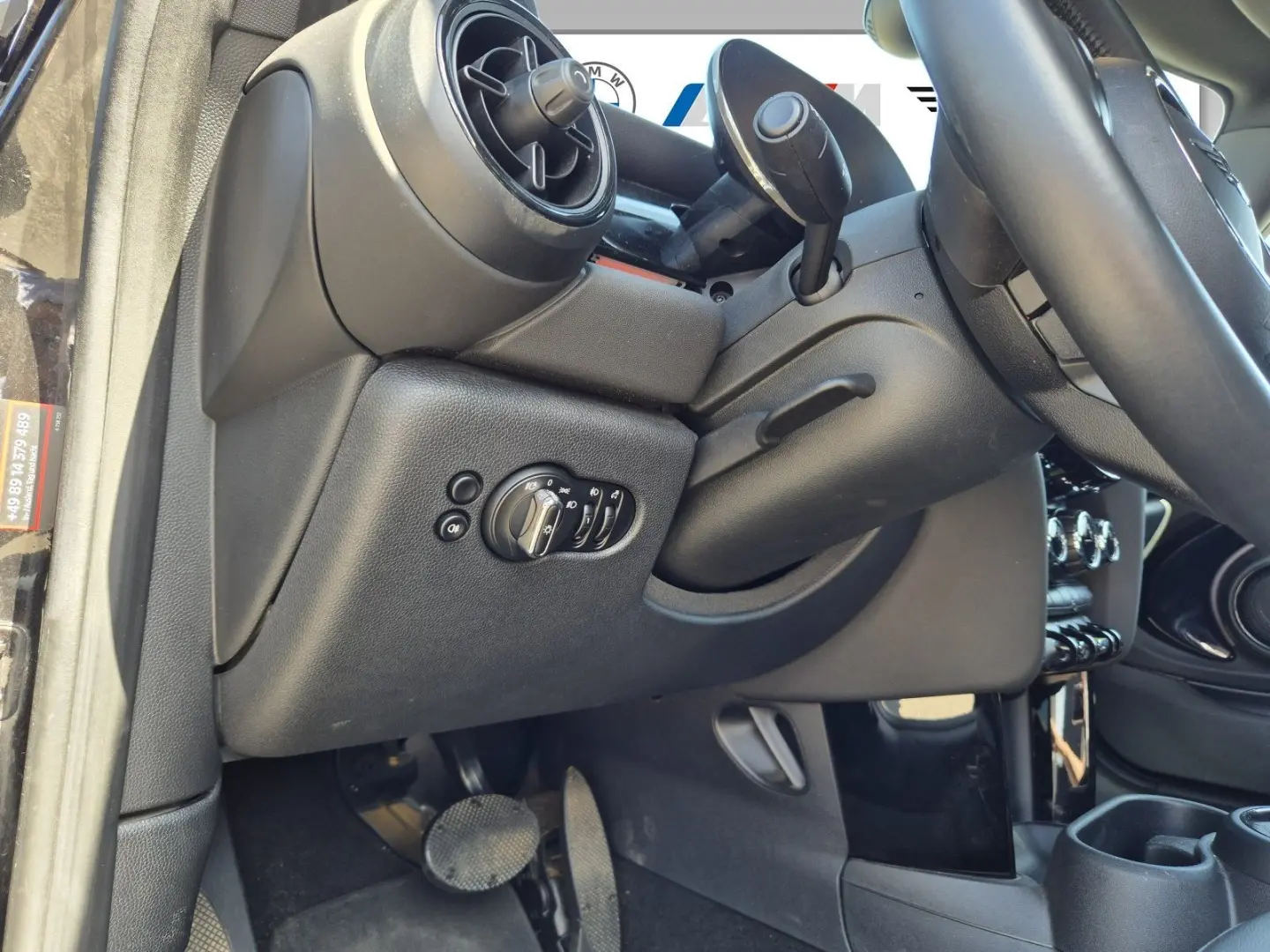 Cooper SE Hatch