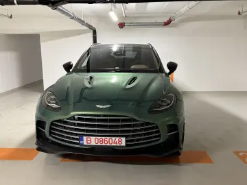 Aston Martin DBX