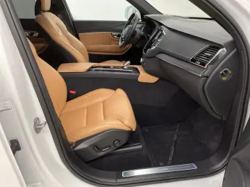 XC 90 T8 AWD Plus Bright Plug-In