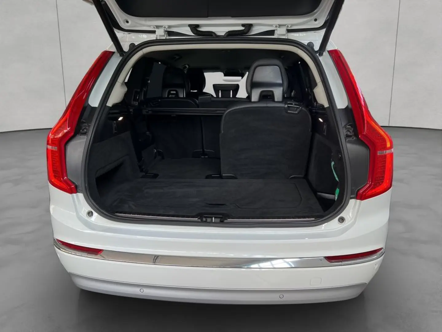 XC90 T8 AWD Recharge Inscription-Edition 7Sitzer