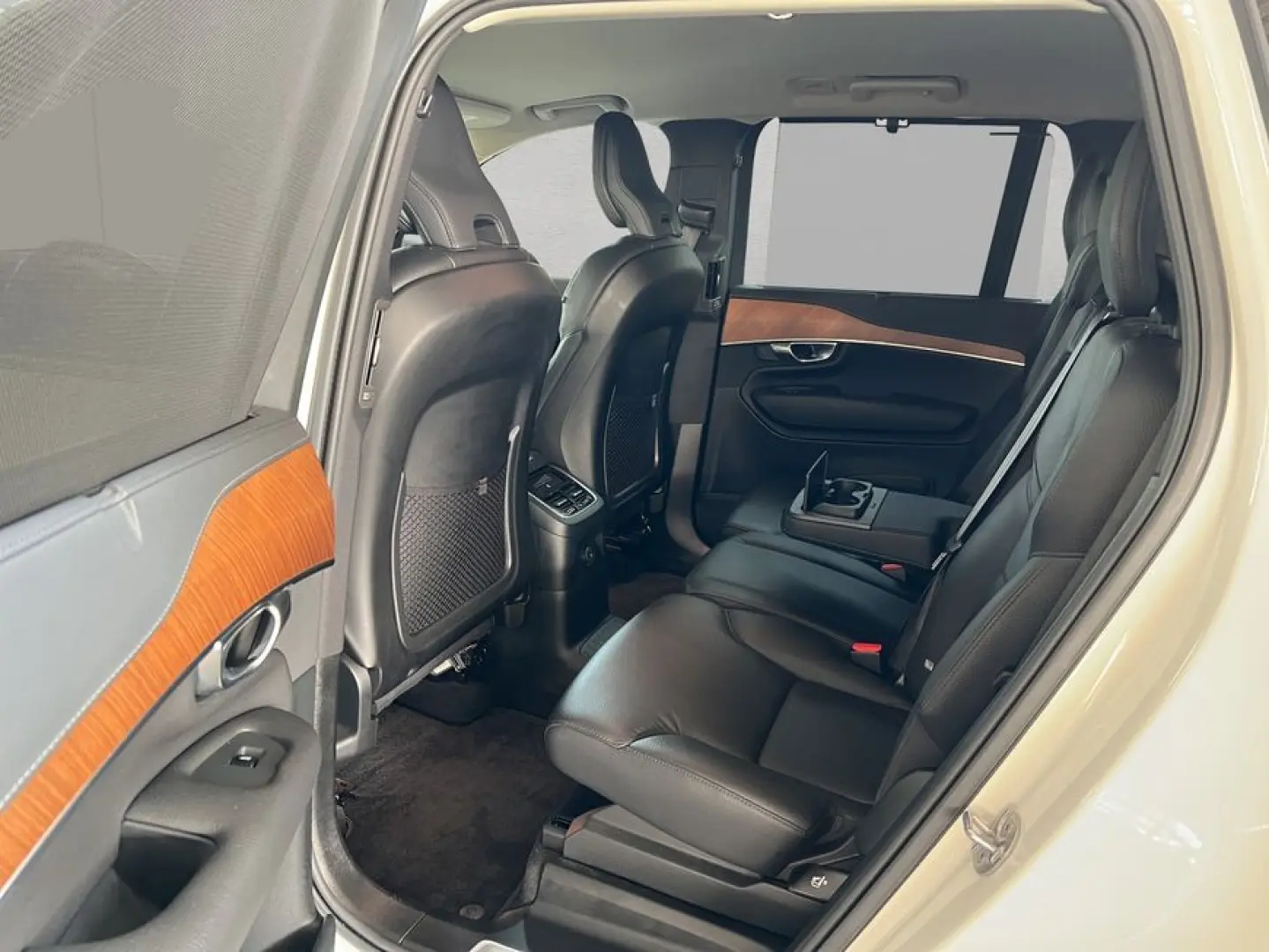 XC90 T8 AWD Recharge Inscription-Edition 7Sitzer