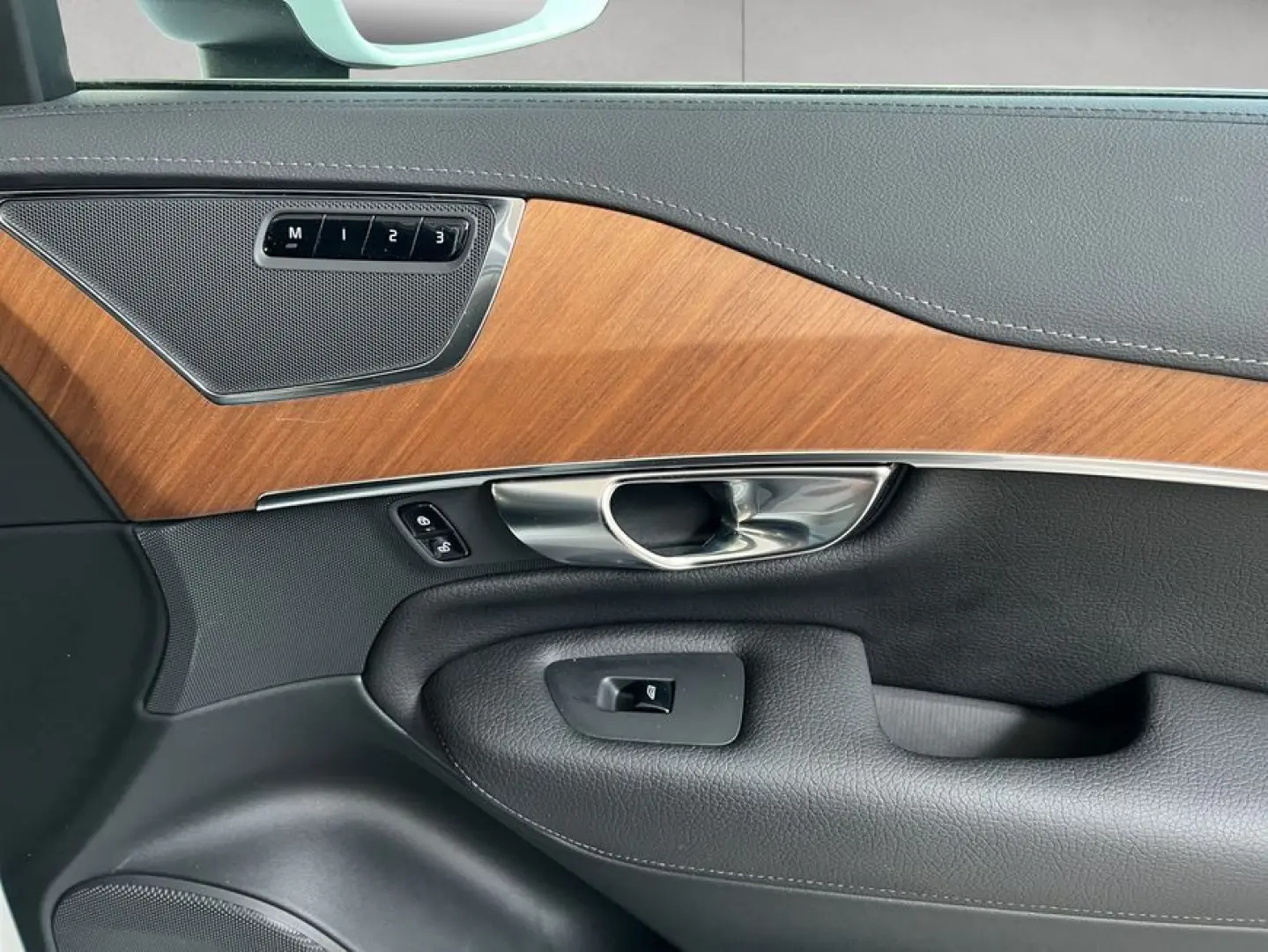 XC90 T8 AWD Recharge Inscription-Edition 7Sitzer